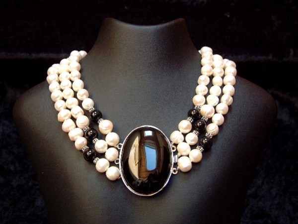 Perlencollier mit feinstem Onyx - 3 Stränge - 45 cm - Perlen - Kette - Collier