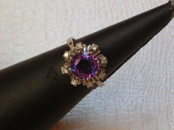 Exclusiver Amethyst & Brillant Ring - 14 Kt. Weiß Gold - 585 - second hand - 49